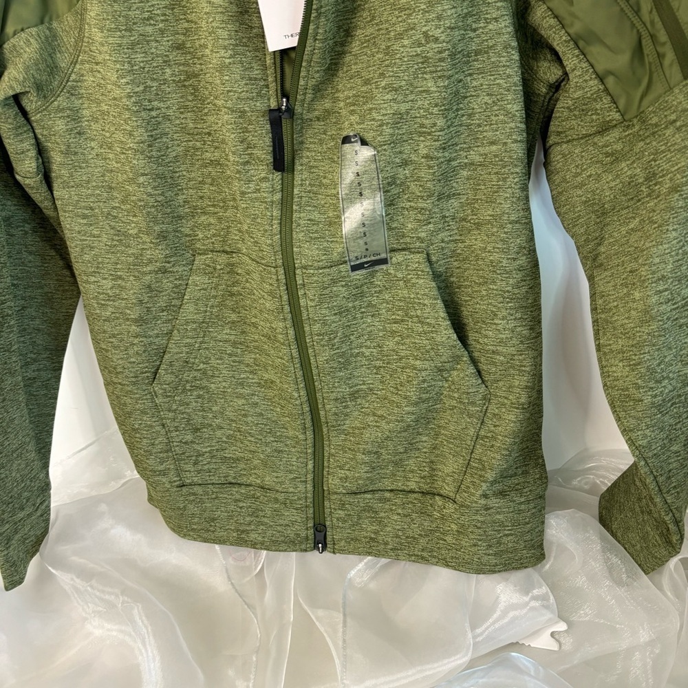 Nike Therma-FIT Men's Training Full-Zip Bomber Jacket Size Small - Picture 10 of 12